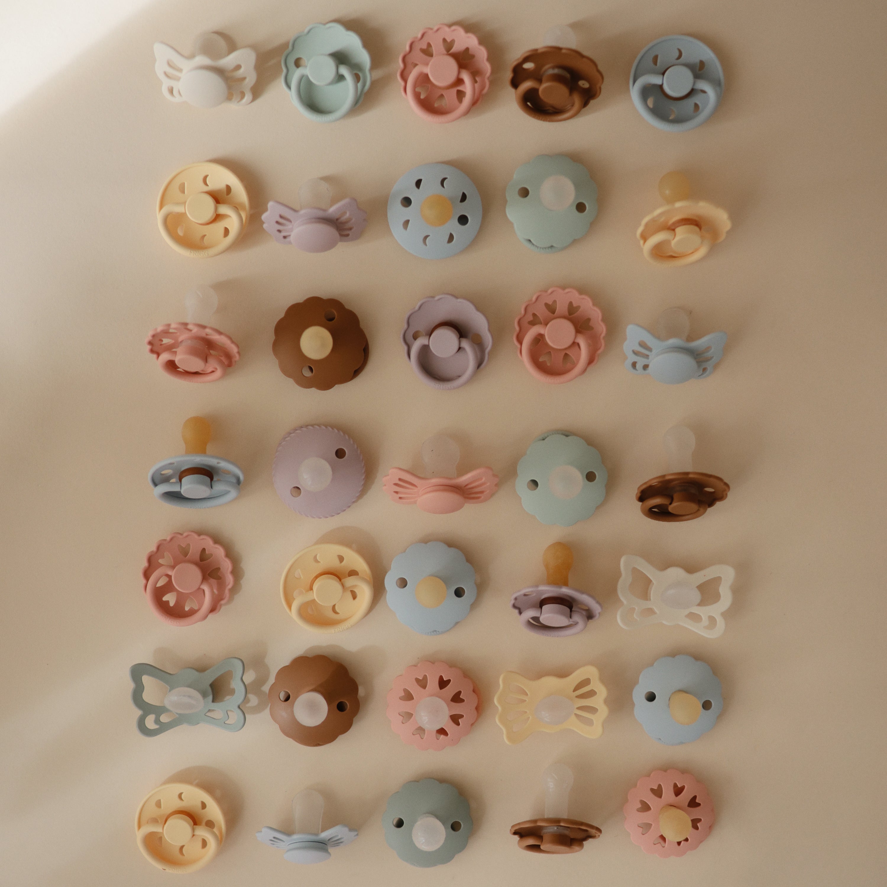 Image of FRIGG Lucky Symmetrical Silicone Pacifier 2-Pack (6-18 Months)